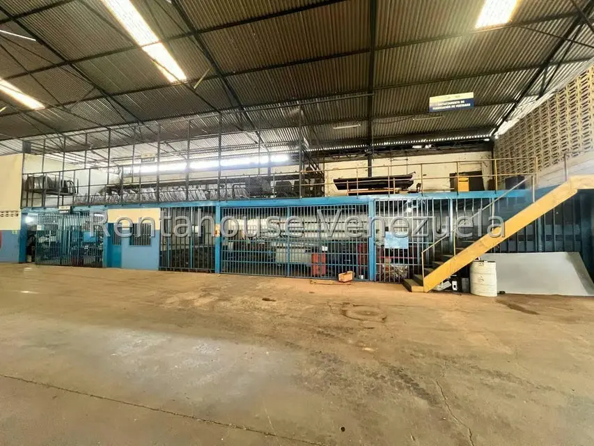 Industrial en Venta en Zona Industrial, Aragua - 75