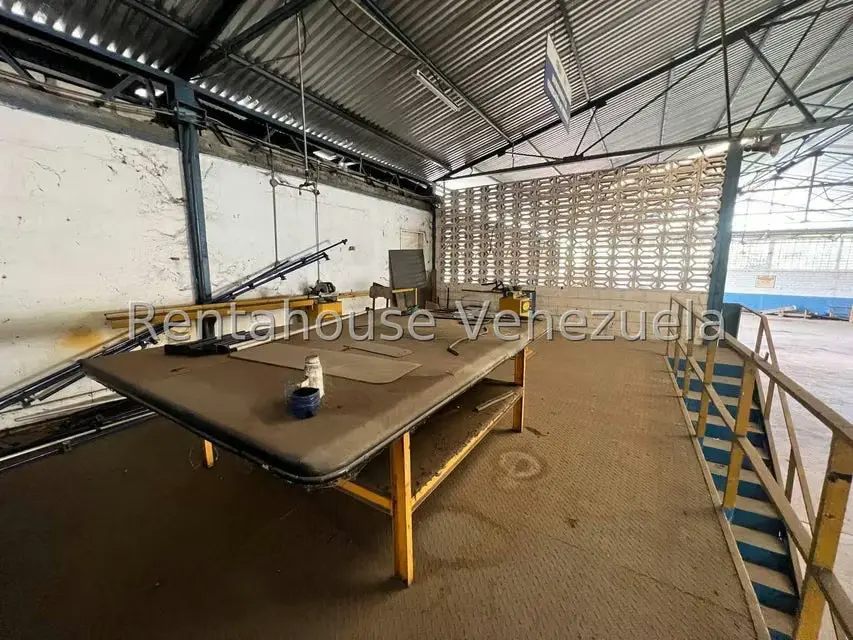 Industrial en Venta en Zona Industrial, Aragua - 80