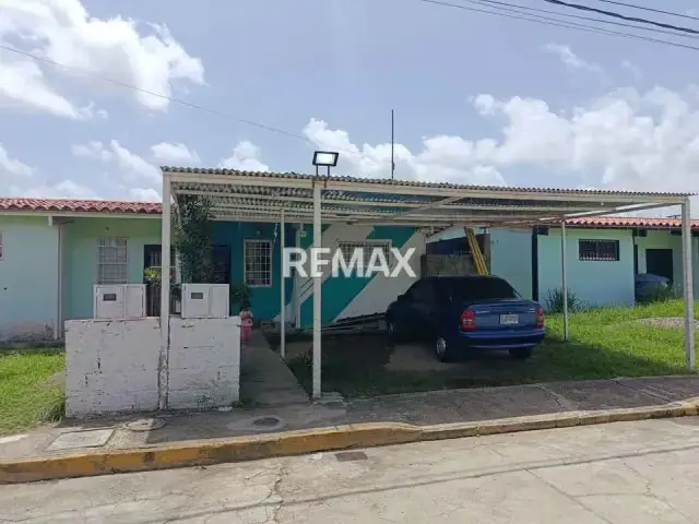 CASA EN VENTA URBANIZACION EL DELEITE