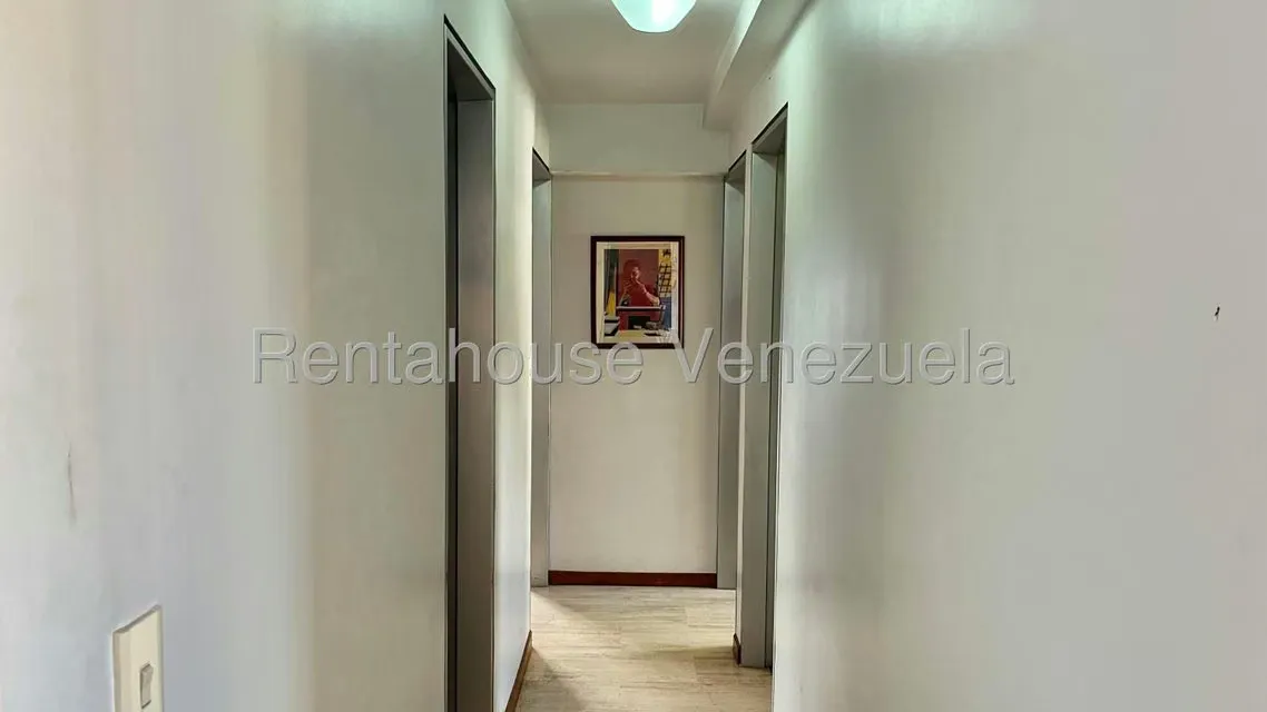 Apartamento (1 Nivel) en Venta en Guaicay, Distrito Metropolitano - 12