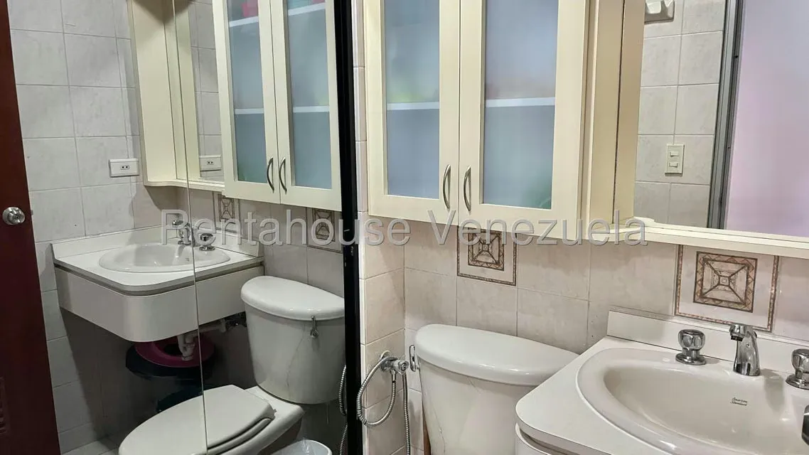 Apartamento (1 Nivel) en Venta en Guaicay, Distrito Metropolitano - 17