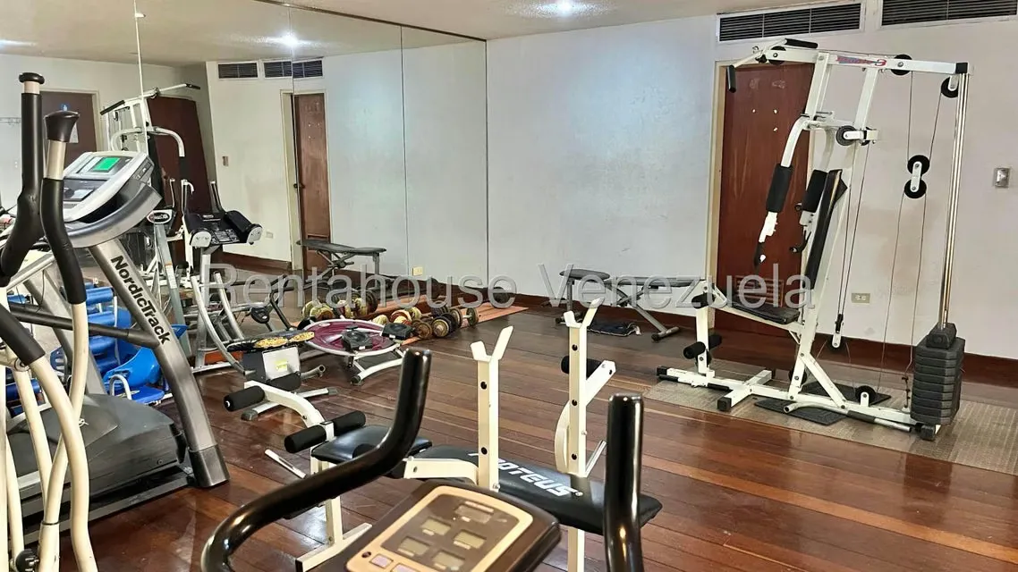 Apartamento (1 Nivel) en Venta en Guaicay, Distrito Metropolitano - 27