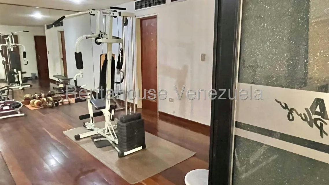 Apartamento (1 Nivel) en Venta en Guaicay, Distrito Metropolitano - 28