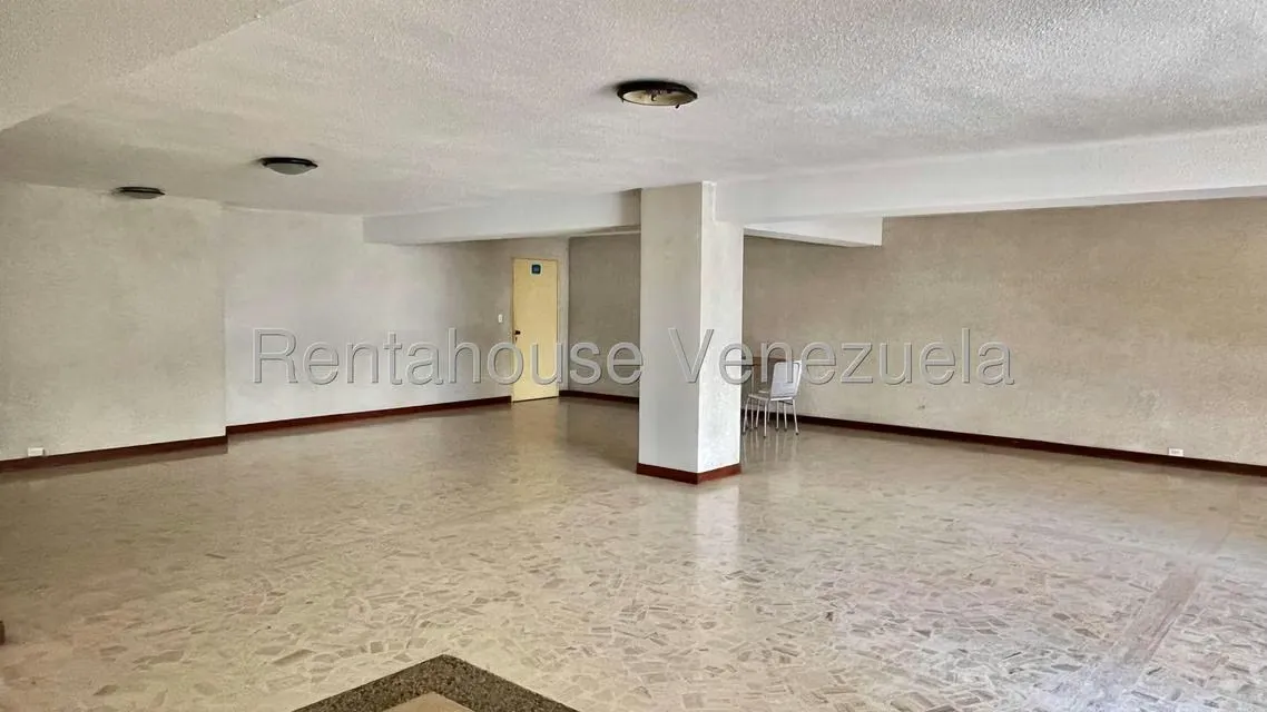 Apartamento (1 Nivel) en Venta en Guaicay, Distrito Metropolitano - 29