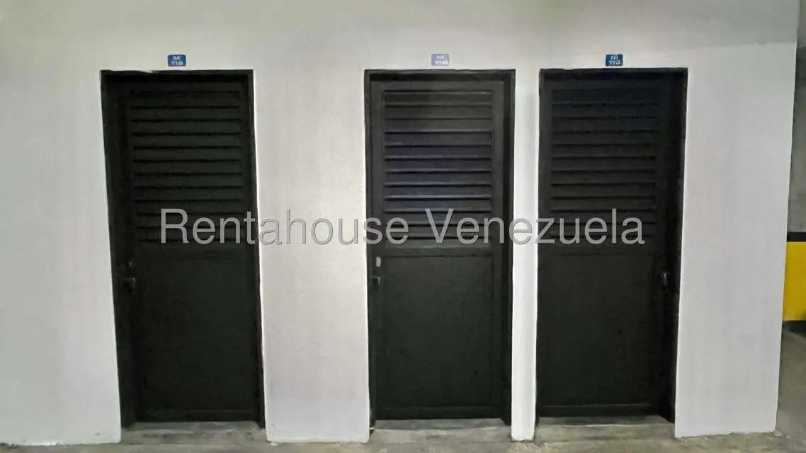 Apartamento (1 Nivel) en Venta en Guaicay, Distrito Metropolitano - 33