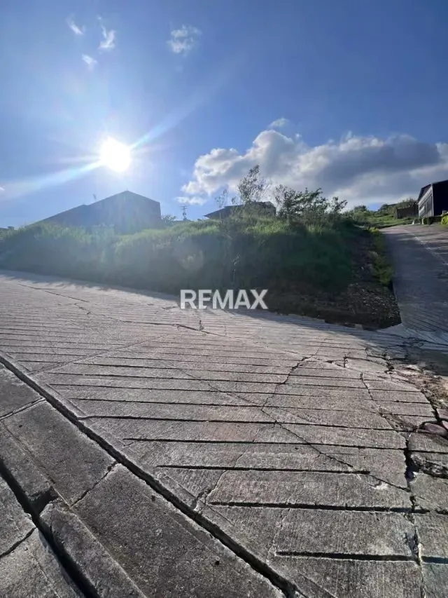 Terreno. Venta. Tucape