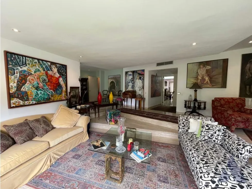 Vendo apartamento amoblado, 260 m2, Lomas de la Lagunita 5523 - 28