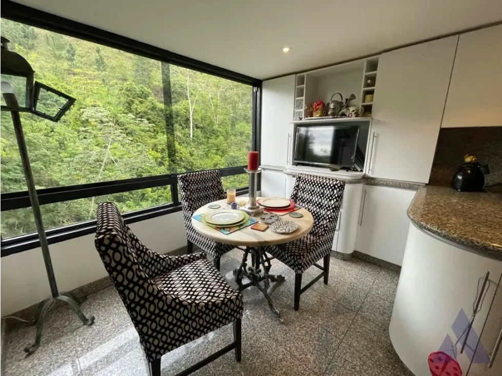 Vendo apartamento amoblado, 260 m2, Lomas de la Lagunita 5523 - 63