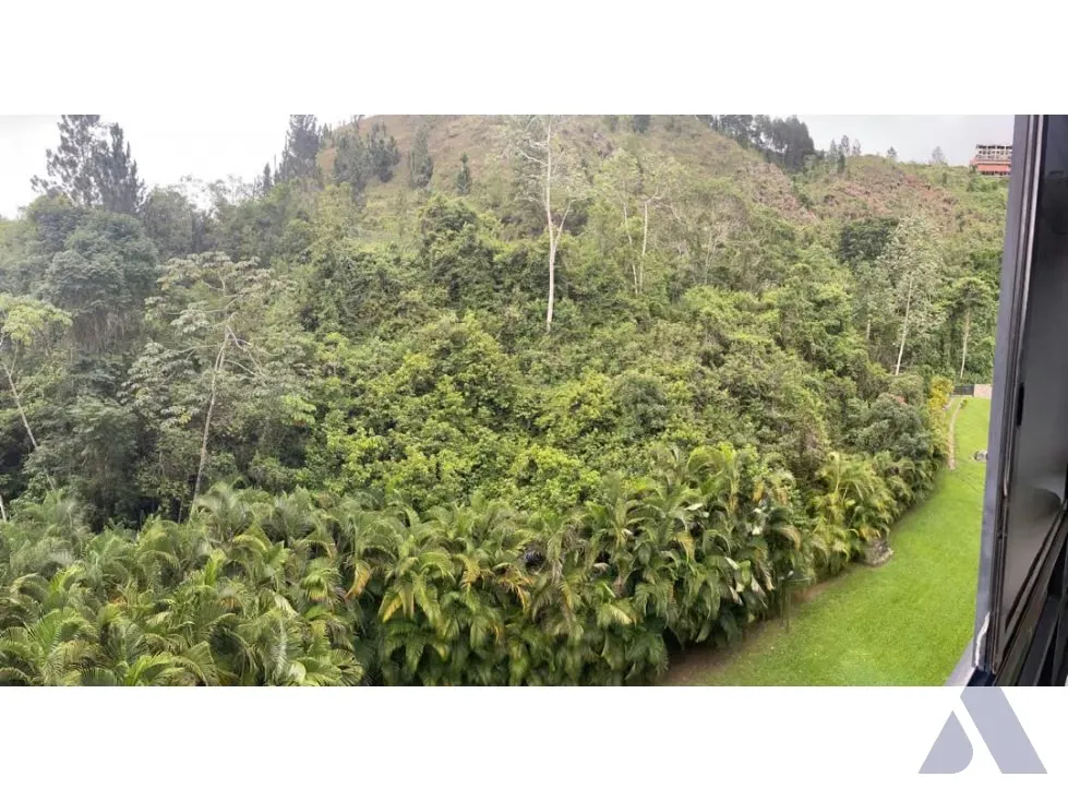 Vendo apartamento amoblado, 260 m2, Lomas de la Lagunita 5523 - 65