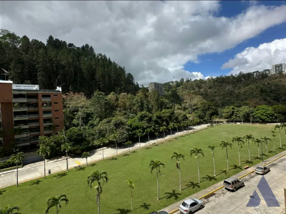 Vendo apartamento amoblado, 260 m2, Lomas de la Lagunita 5523 - 68