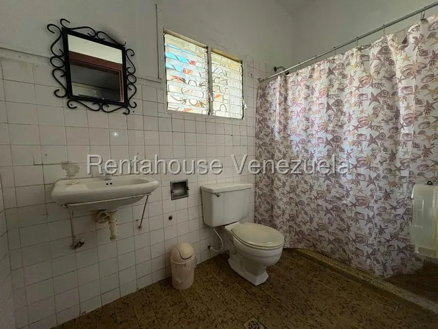 Negocios y Empresas (Hotel) en Venta en Centro, Lara - 11