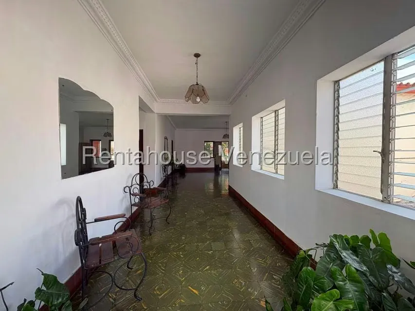 Negocios y Empresas (Hotel) en Venta en Centro, Lara - 23