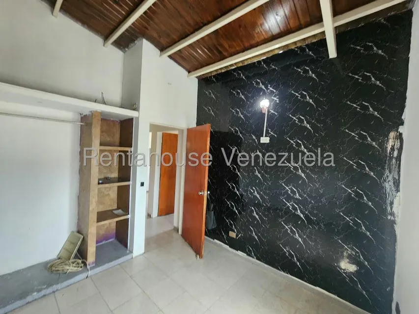 Apartamento (1 Nivel) en Alquiler en Paraparal, Carabobo - 14