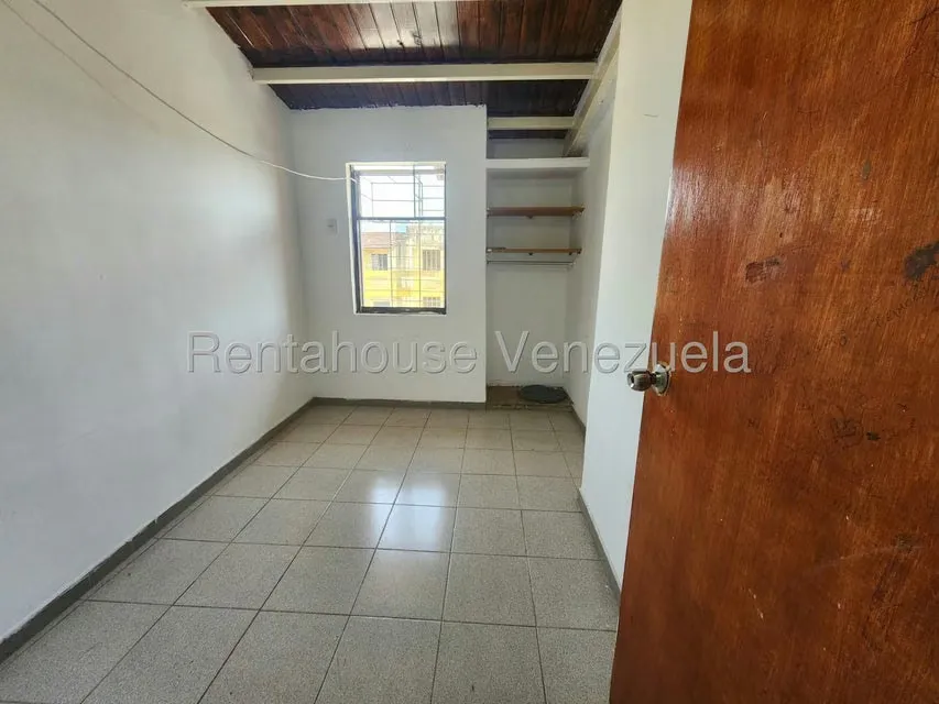 Apartamento (1 Nivel) en Alquiler en Paraparal, Carabobo - 9