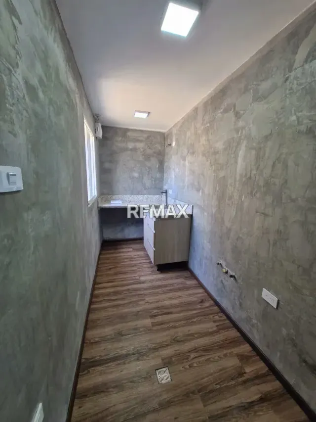CASA IDEAL PARA USO COMERCIAL, EN MORRO III, LECHERIA EN ALQUILER - 10