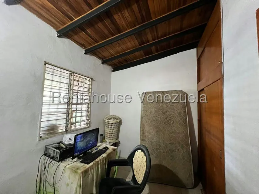 Casa (1 Nivel) en Venta en Los Pinos, Lara - 18
