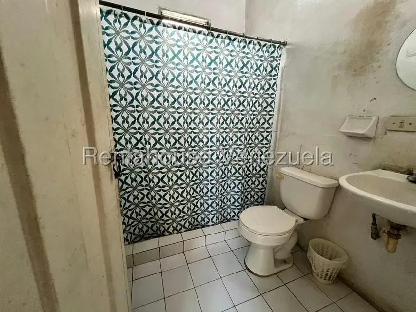 Casa (1 Nivel) en Venta en Los Pinos, Lara - 26
