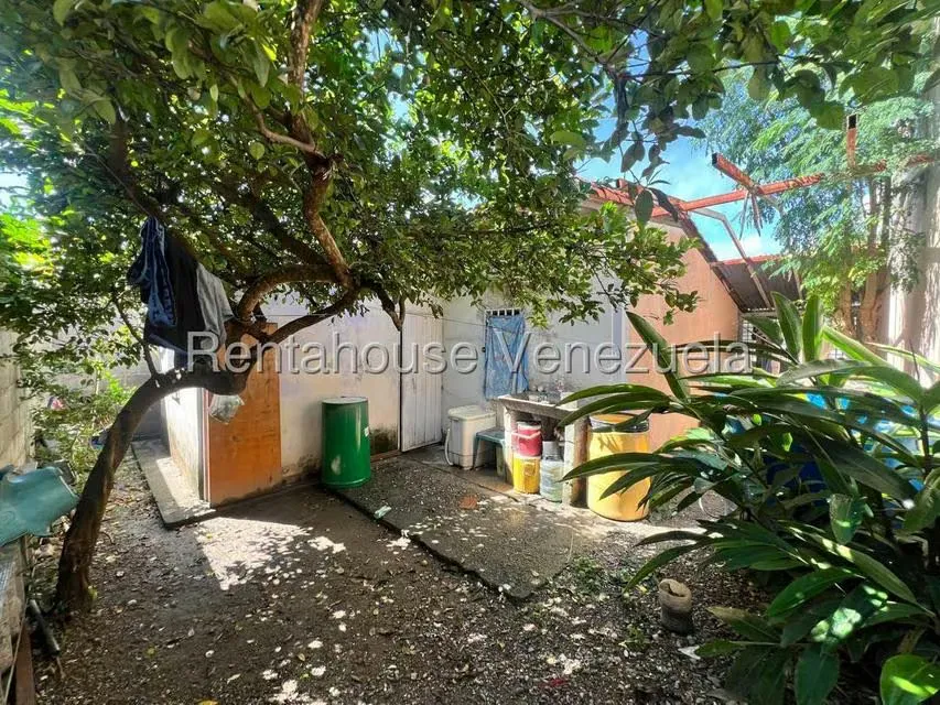 Casa (1 Nivel) en Venta en Los Pinos, Lara - 29