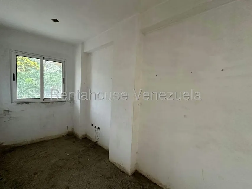 Townhouse (Multiples Niveles) en Venta en La Floresta, Aragua - 13