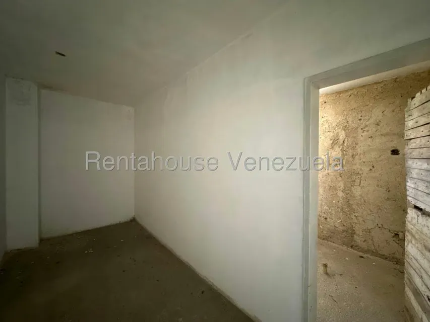 Townhouse (Multiples Niveles) en Venta en La Floresta, Aragua - 20