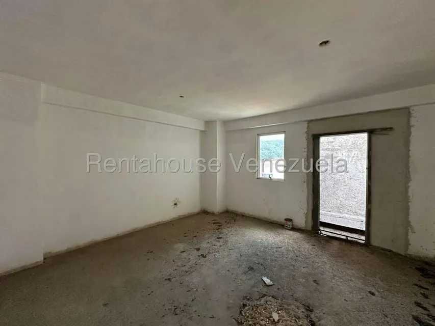 Townhouse (Multiples Niveles) en Venta en La Floresta, Aragua - 22