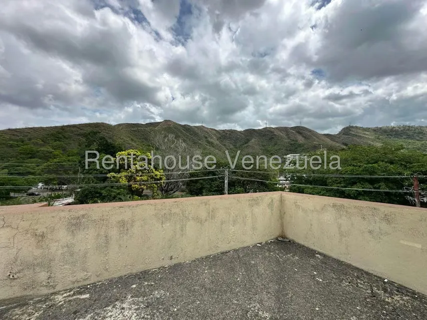 Townhouse (Multiples Niveles) en Venta en La Floresta, Aragua - 34