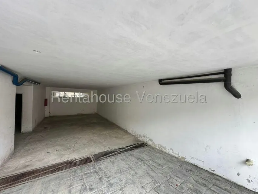 Townhouse (Multiples Niveles) en Venta en La Floresta, Aragua - 39