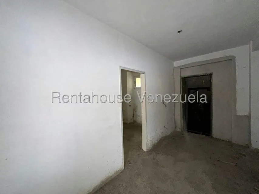 Townhouse (Multiples Niveles) en Venta en La Floresta, Aragua - 41
