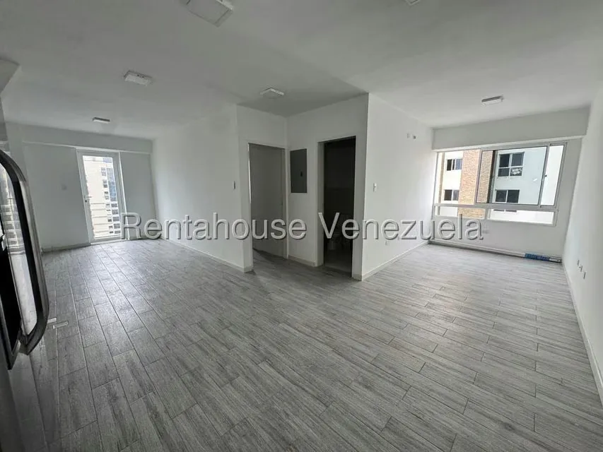 Apartamento (1 Nivel) en Venta en Triangulo del Este, Lara - 13
