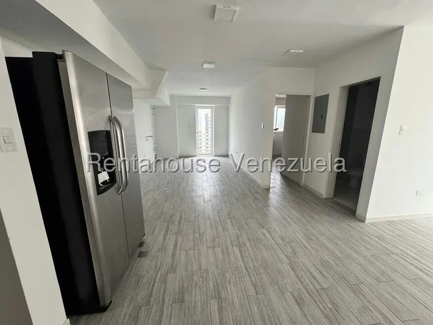 Apartamento (1 Nivel) en Venta en Triangulo del Este, Lara - 4