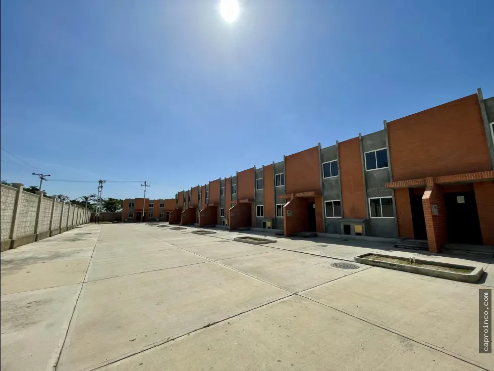 Espectacular TownHouses En Maracay TCL C 550550 - 2