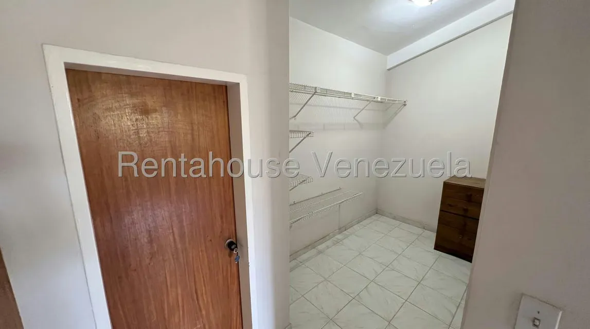 Casa (Multipes Niveles) en Venta en Centro, Falcon - 13