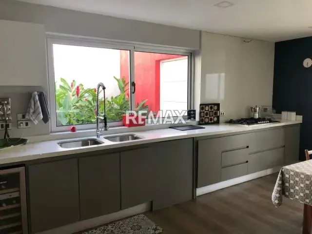 Venta Moderna Casa remodelada calle cerrada Vigilancia La Viña Valencia - 10