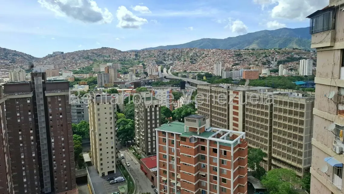 Apartamento (1 Nivel) en Venta en El Paraiso, Distrito Metropolitano - 11