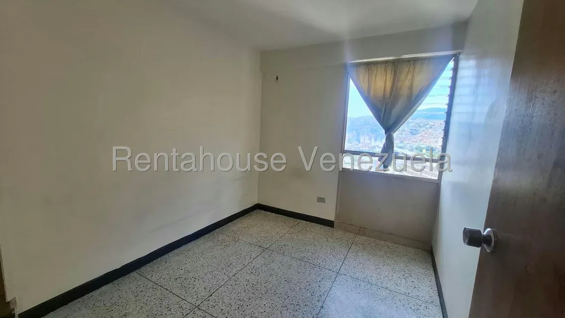 Apartamento (1 Nivel) en Venta en El Paraiso, Distrito Metropolitano - 20