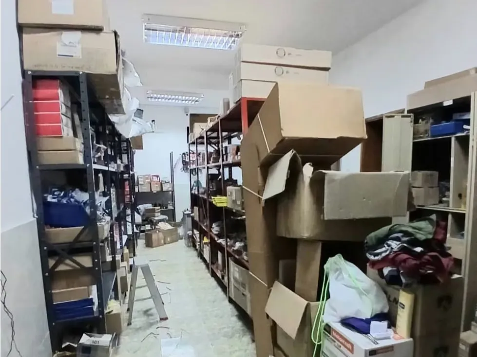 VENTA DE CASA CON LOCAL COMERCIAL 216 M2 URB. ALTAGRACIA (RR)