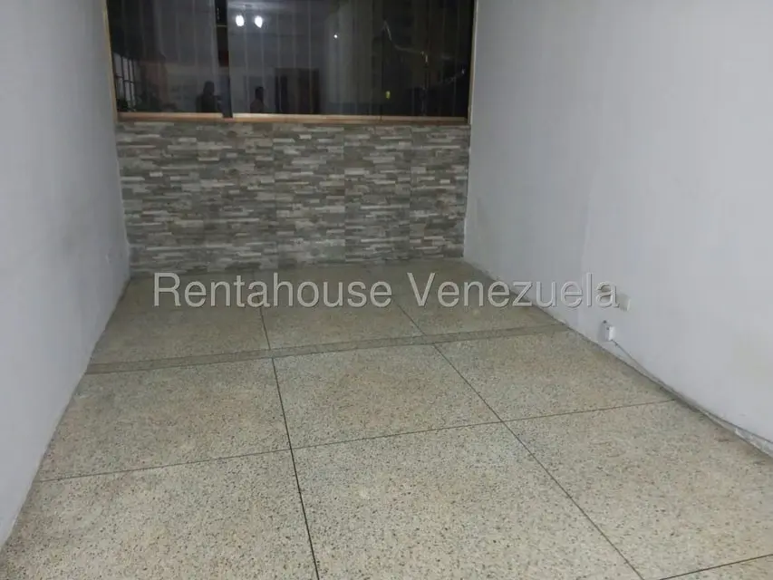 Apartamento (1 Nivel) en Venta en Parroquia La Candelaria, Distrito Metropolitano - 4