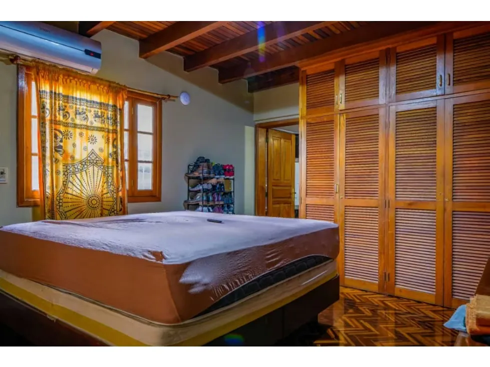 Vendo casa de 3 niveles 560m2 El Peñón 9257 - 18