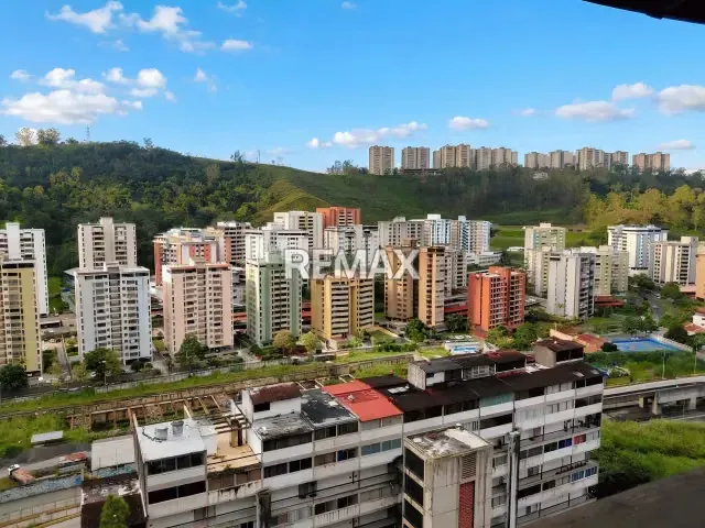 Apartamento Tipo Pent House en Venta, Conjunto Residencial El Páramo - 4