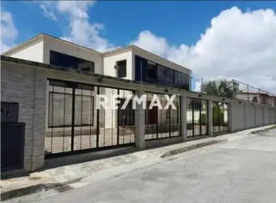 casa en venta urbanización los nuevos Teques