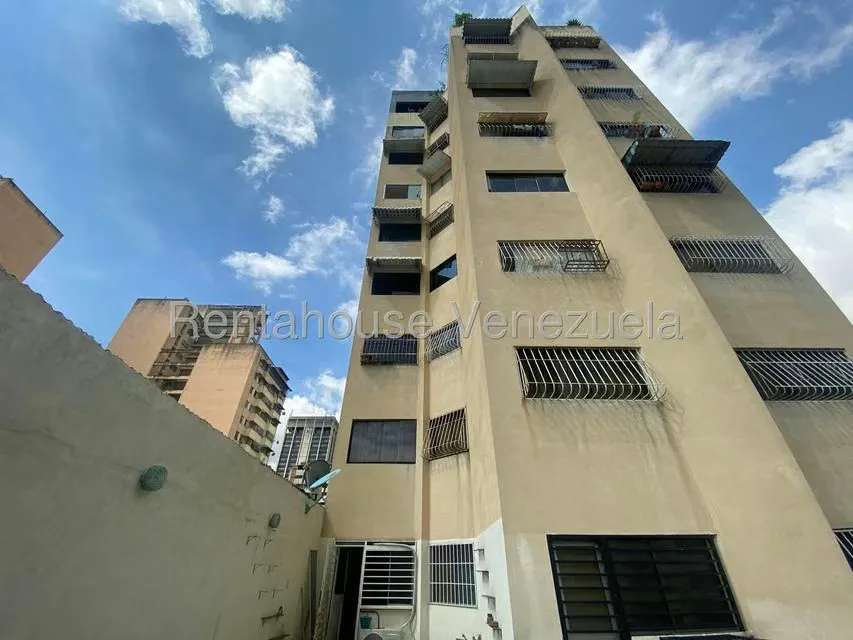 Apartamento (1 Nivel) en Venta en Parroquia La Candelaria, Distrito Metropolitano - 16