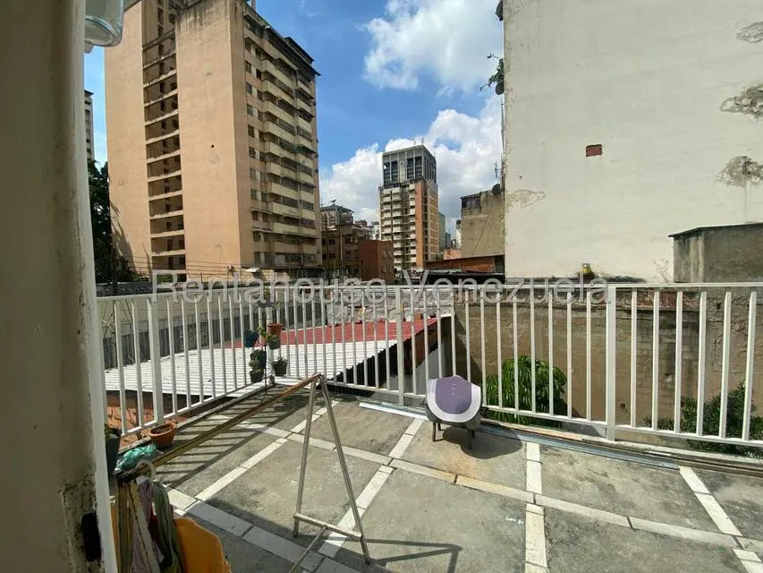 Apartamento (1 Nivel) en Venta en Parroquia La Candelaria, Distrito Metropolitano - 22