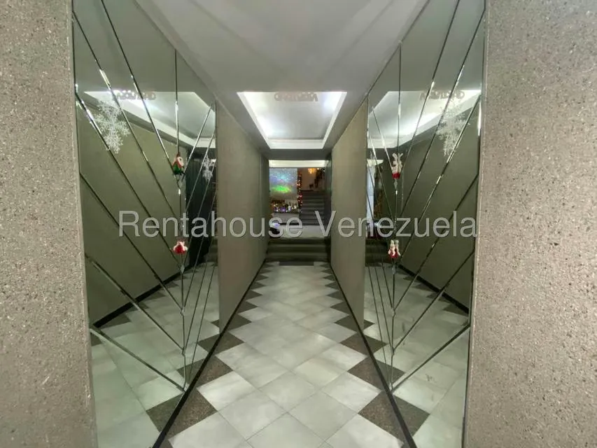 Apartamento (1 Nivel) en Venta en Parroquia La Candelaria, Distrito Metropolitano - 29
