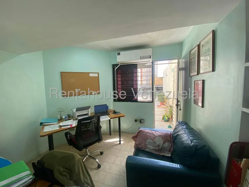 Apartamento (1 Nivel) en Venta en Parroquia La Candelaria, Distrito Metropolitano - 8