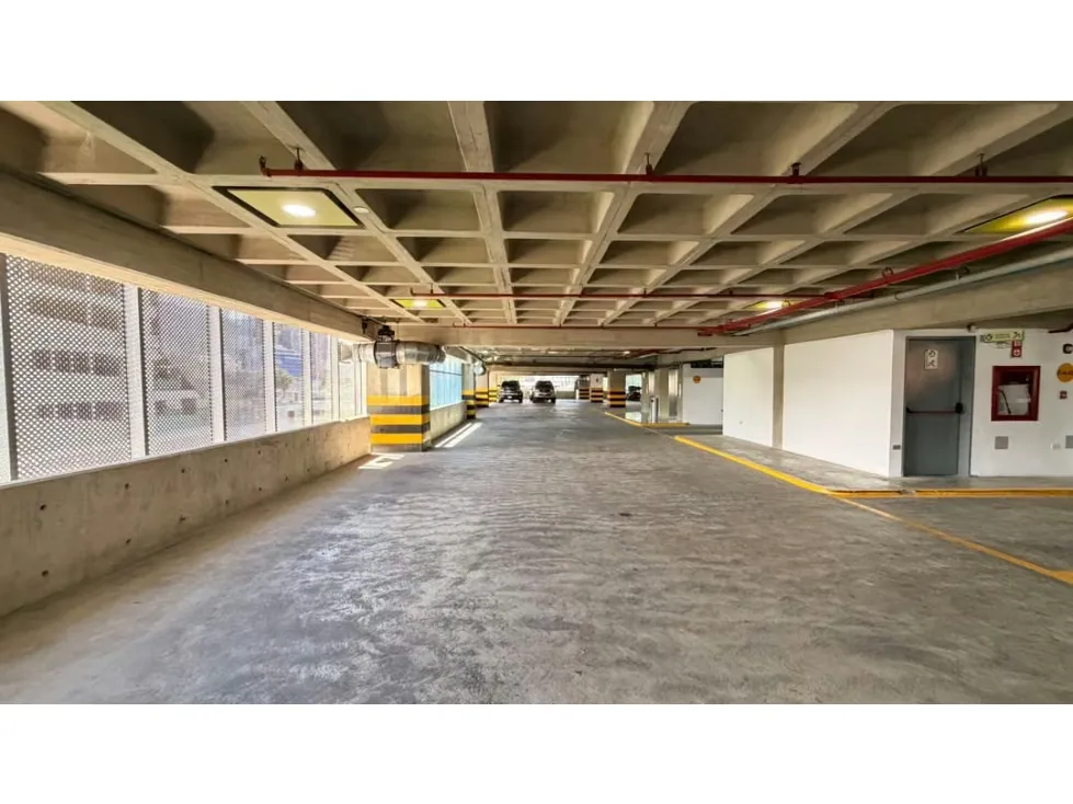 Se vende/alquila Oficina 200m² 2b/4p Las Mercedes - 9