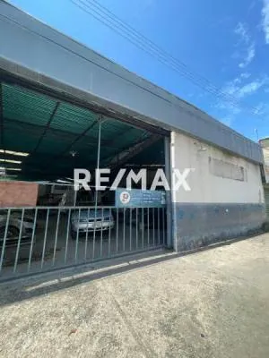EN VENTA GALPON en Av. Constitución