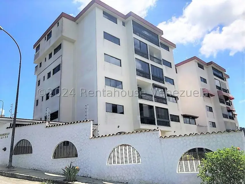 Apartamento (1 Nivel) en Venta en Los Salias, Miranda - 2