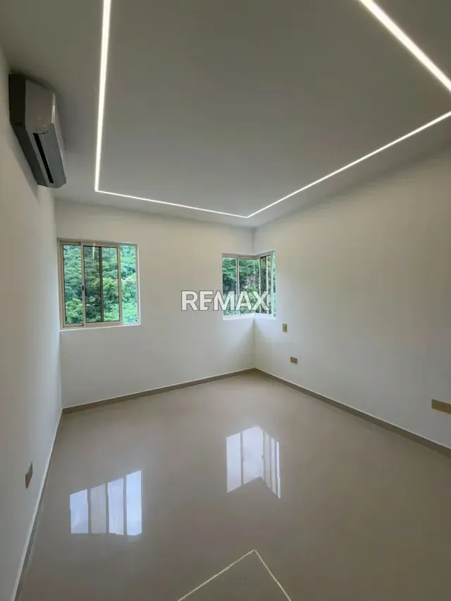 En venta hermoso apartamento a estrenar en La Trigaleña Resd. Vermont - 18