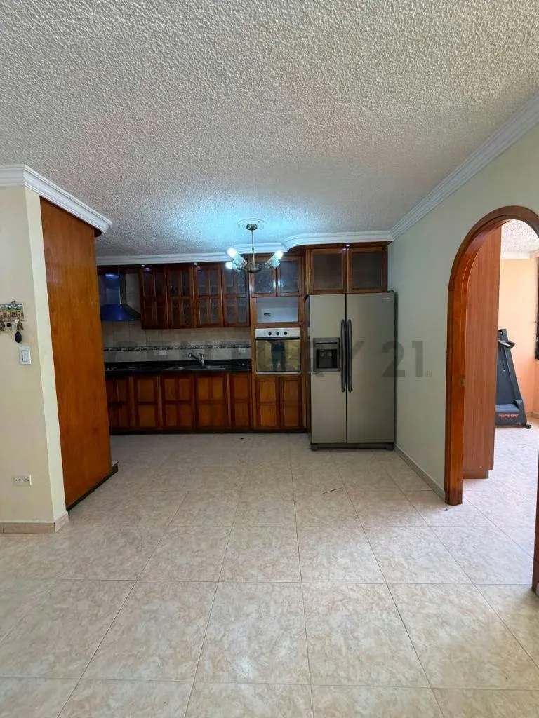 Venta apartamento Dúplex Urb. Juan Pablo II - 3