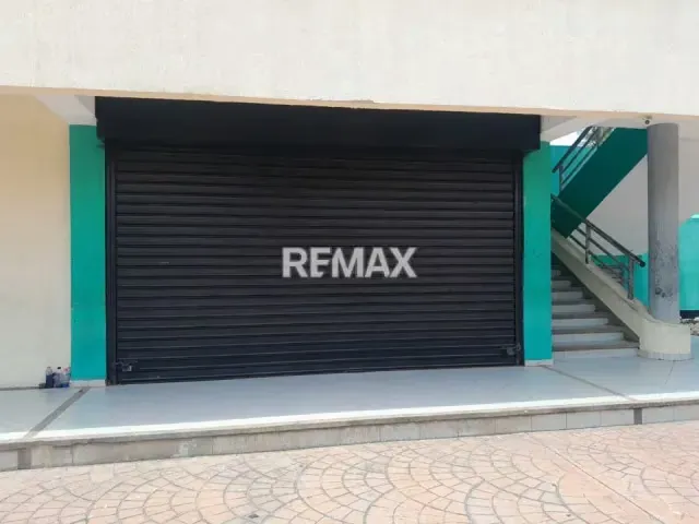 En Alquiler Local Comercial Listo Para Comenzar Operaciones En El C.c Caribbean Tucacas.